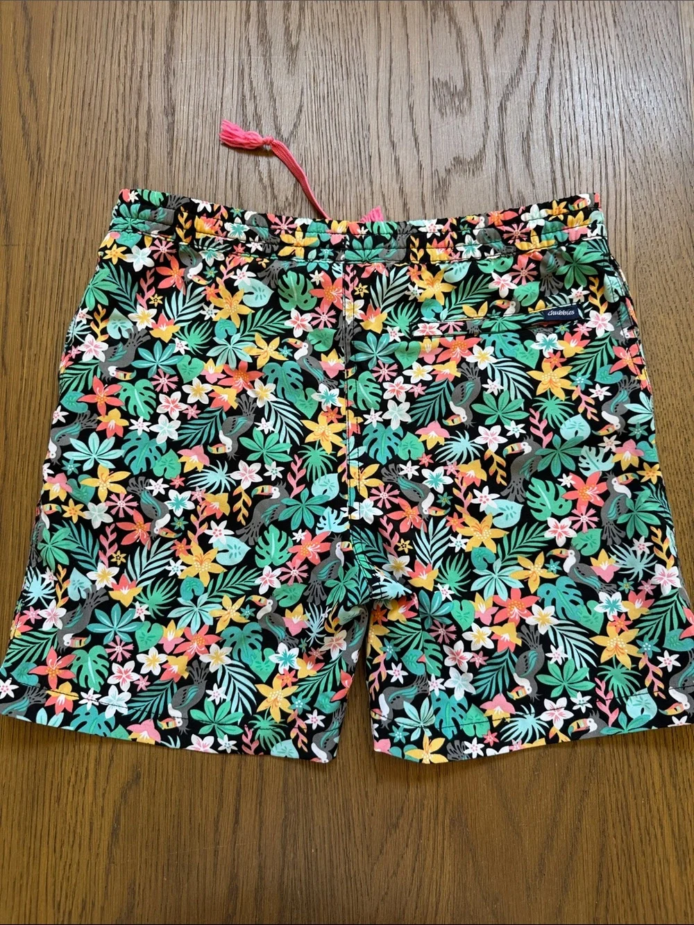 Chubbies Boys Floral Swim Shorts Size Medium (Youth 10/12)
